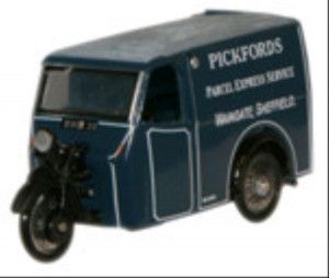 Tricycle Van Pickfords