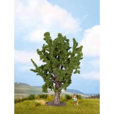 Oak Classic Tree 15cm