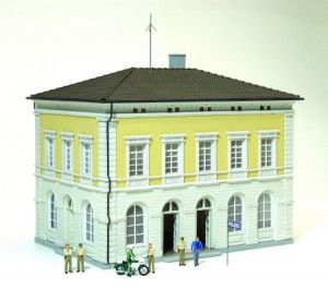 Police Station with Figures (7) and Accessories Kit