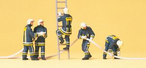 Firemen Fighting Fire (5) Exclusive Figure Set