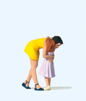 Embracing Mother/Daughter Figure Set