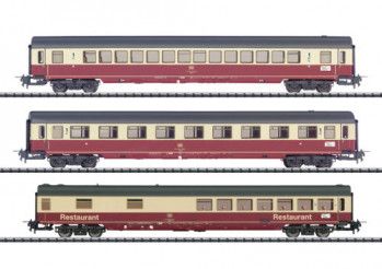 Trix Express DB IC690 Coach Set Red/Cream (3) IV