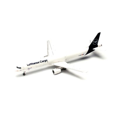 Airbus A321P2F Lufthansa Cargo D-AEUC (1:200)