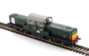 Class 17 D8607 BR Green Small Yellow Panels