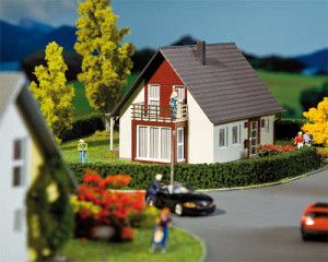 Detached House (Wine Red) Kit VI