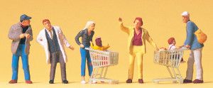 Going Shopping (7) Exclusive Figure Set