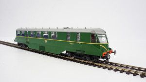AEC Railcar BR Green w/Speed Whiskers Dark Roof