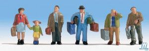 Travellers with Luggage (6) Figure Set