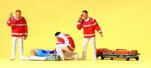 Paramedics (3) with Injured on Blanket Exclusive Figure Set