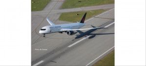 Snapfit Air Canada Boeing 787-9 Dreamliner C-FRSR (1:200)