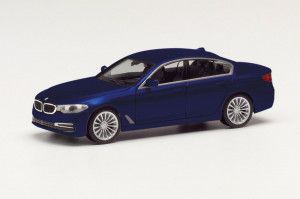 BMW 5 Series Limousine Metallic Tansantit Blue