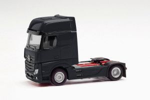 MB Actros Gigaspace Tractor Unit Black