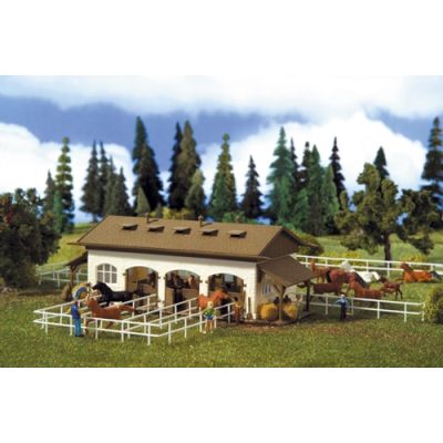 Riding Stable with Paddock and Horses Kit