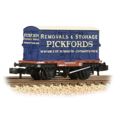 Conflat Wagon BR Bauxite (Early) with 'Pickfords' BD Container [WL]