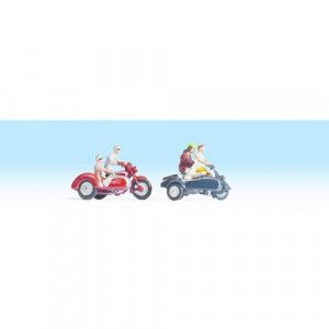 Motorcyclists (2x2) Figure Set