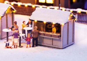 At the Christmas Market Scenery Set