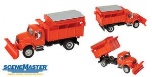 International 4900 Dump Truck w/Snow Plough & Salt Spreader