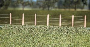 GWR Lineside Fencing, (36 posts with wire)