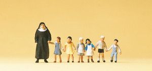 Nun with Children (6) Exclusive Figure Set