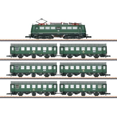 *DB BR140 Holiday Passenger Train Pack IV