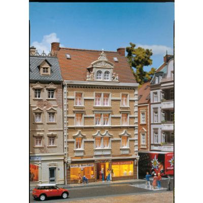Allianz/Tea and Spices Town House Kit I