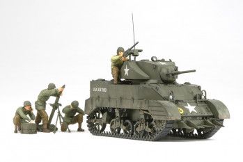 M5A1 with 4 Figures