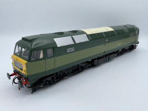 Class 47 BR Two Tone Green w/Small Yellow Panels