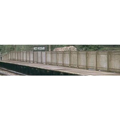 SR Precast Concrete Pale Fencing (gates & ramps)