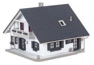 Renovated Detached House Kit