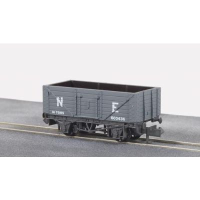 Coal, 7 plank LNER,  grey