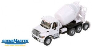 International 7600 3 Axle Cement Mixer White