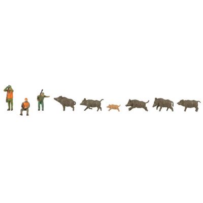 Hunters (3) & Wild Boar (6) Figure Set