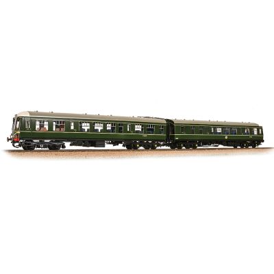 Class 108 2-Car DMU BR Green (Speed Whiskers)