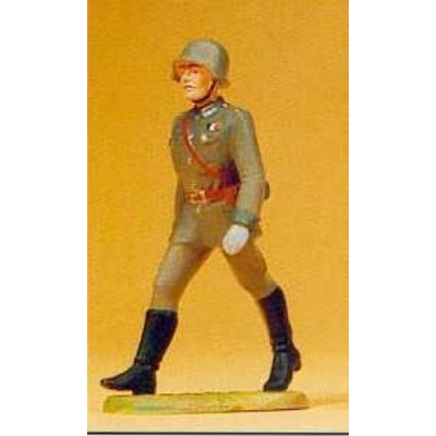 German Reich 1939-45 Officer Marching Figure