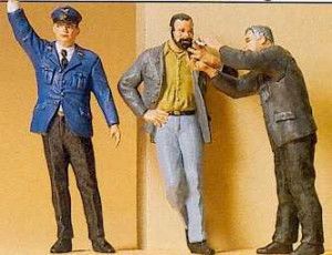 Railway Workers Smoking (2) and Conductor Figure Set