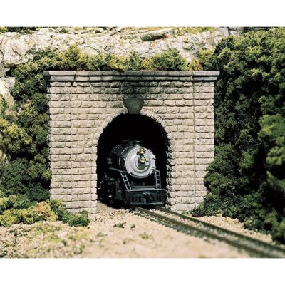 HO Cut Stone Single Tunnel Portal