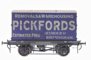 Conflat GWR 36502 & Container Pickfords Removals Wthrd