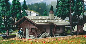Hunting Lodge with Fountain and Outhouse Kit