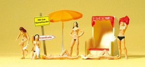 Nudist Bathers (6) Exclusive Figure Set