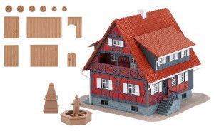 Half Timbered House with Well Kit I