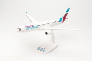 Snapfit Airbus A330-300 Eurowings Discover (1:200)