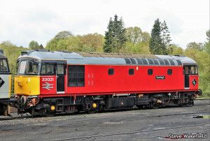 *Class 33 021 'Eastleigh' Parcels Red