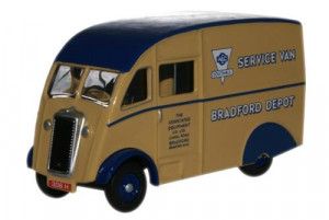 Commer Q25 AEC Southall Service