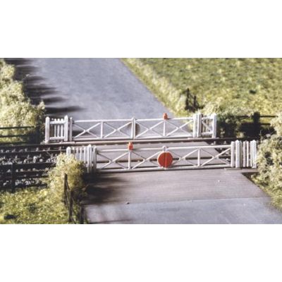 Level crossing with Gates