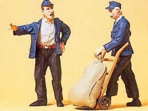 Delivery Men with Barrow (2) Figure Set