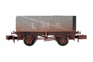 7 Plank Wagon LMS Grey 302087 Weathered
