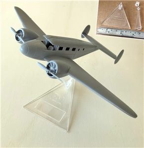PM Display Stand 1:72 scale