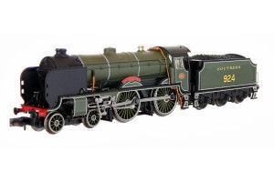 Schools Class 924 Haileybury Southern Sage (DCC-Fitted)