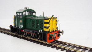 Class 07 D2994 BR Green w/Wasp Stripes Weathered