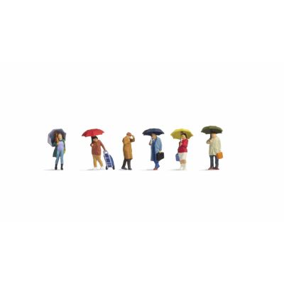 People in the Rain (6) Figure Set